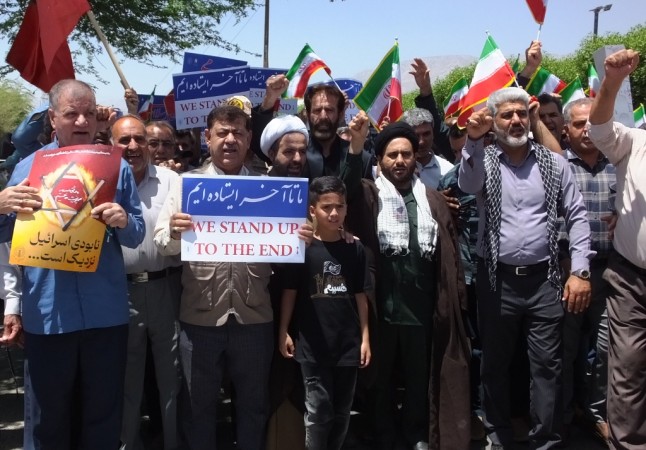 بیعت مجدد گچسارانیها با رهبر انقلاب+ تصاویر و فیلم بیعت مجدد گچسارانیها با رهبر انقلاب+ تصاویر و فیلم