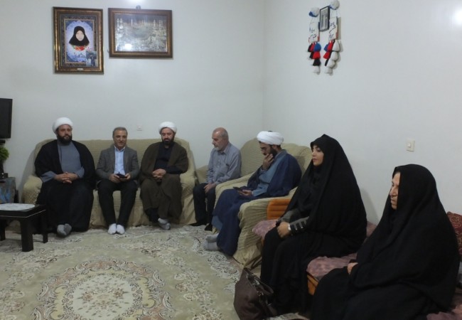 دیدار با خانواده شهیده «پروانه کاویانی» در گچساران