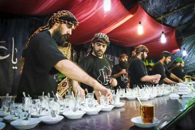 اعزام موکب گچسارانیها به کربلای معلی اعزام موکب گچسارانیها به کربلای معلی