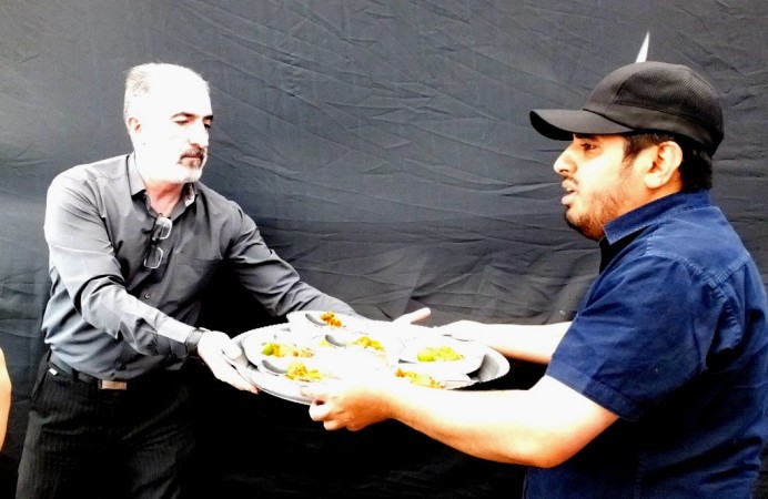 حال و هوای موکب «جوانان حسینی» در گچساران+ تصاویر حال و هوای موکب «جوانان حسینی» در گچساران+ تصاویر