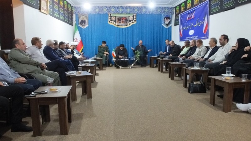 مشکلات «خبرنگاران» روی میز مسئولان! /  گچساران پای کار زائران اربعین+ تصاویر