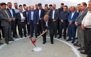 کلنگ‌زنی مجموعه بزرگ نمایندگی‌های خودرو در گچساران+ تصاویر