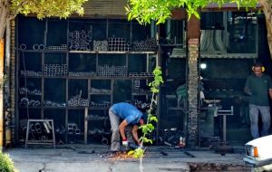 وقتی صنعت در دل مناطق مسکونی جا خوش می‌کند+ تصاویر