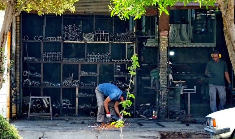 وقتی صنعت در دل مناطق مسکونی جا خوش می‌کند+ تصاویر