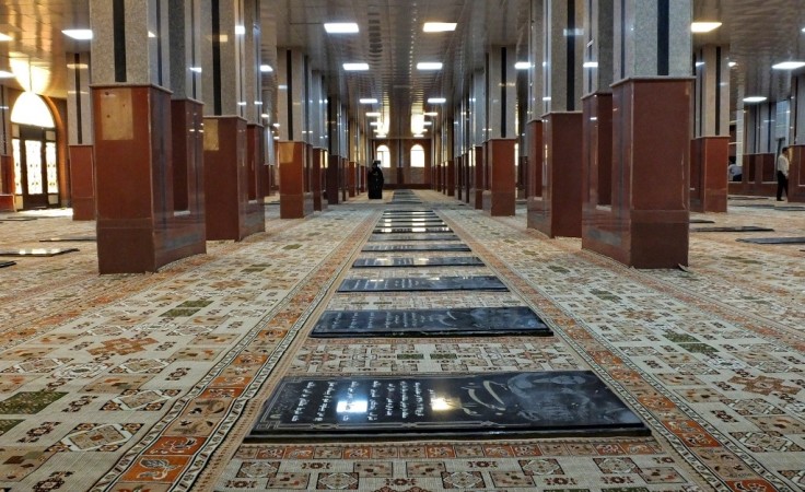 روایت تازه‌ای از رسیدگی به گلزار شهدای گچساران+ تصاویر