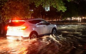 آبگرفتگی معابر و مشكلات شهروندان در گچساران