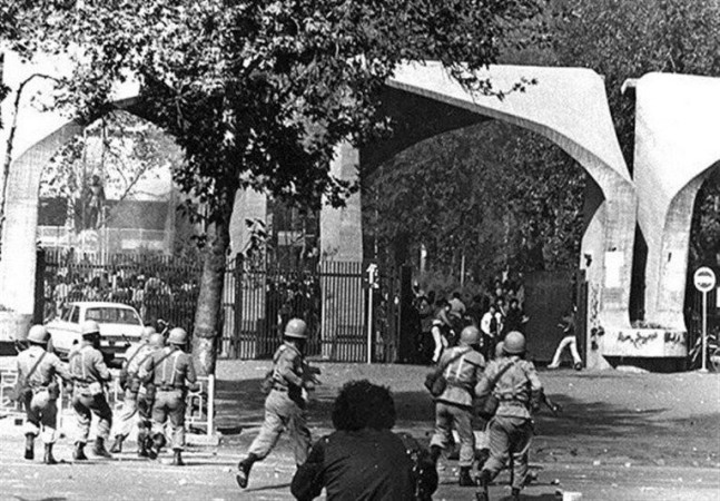 دانشجو؛ پرچمدار عدالت و بیداری اجتماعی دانشجو؛ پرچمدار عدالت و بیداری اجتماعی