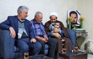 تجدید میثاق مسئولان با خانوادههای شهدای امنیت گچساران+ تصاویر تجدید میثاق مسئولان با خانوادههای شهدای امنیت گچساران+ تصاویر