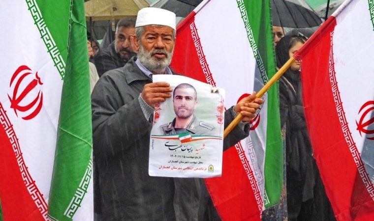 تشییع باشکوه شهید «پیمان عباسی» در گچساران+ تصاویر