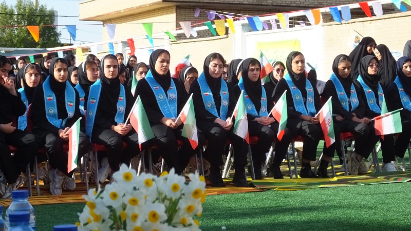 زنگ انقلاب در مدارس گچساران طنین‌انداز شد+ تصاویر