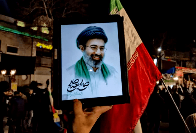 بیعت خونی گچسارانی‌ها با سومین رهبر انقلاب+ فیلم
