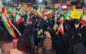 مردم گچساران: در میدان هستیم تا پیروزی