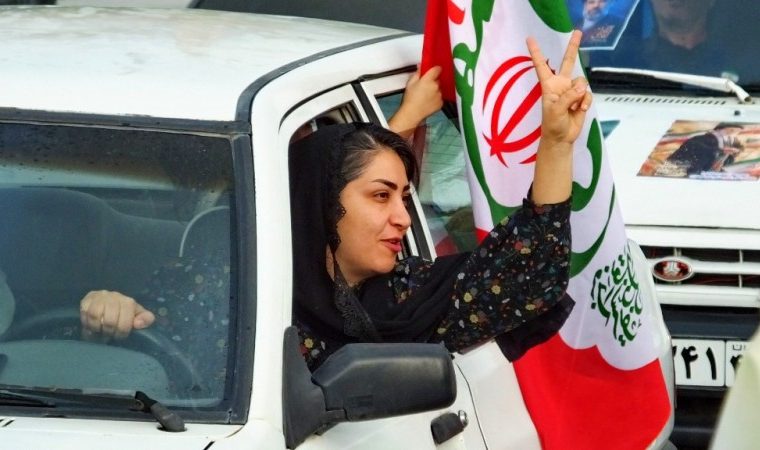 کاروان خودرویی بیعت با «امام امت» در گچساران+ تصاویر و فیلم