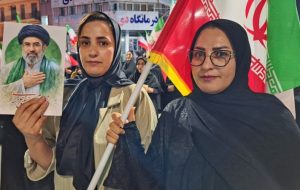 گچسارانی‌ها در خیابان‌ پاسخ ترامپ را دادند+ تصاویر