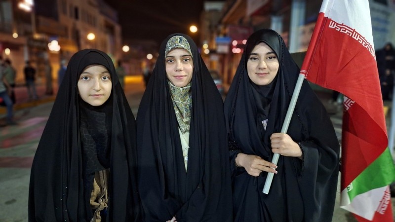 امشب هم بام نفت ایران ایستاد