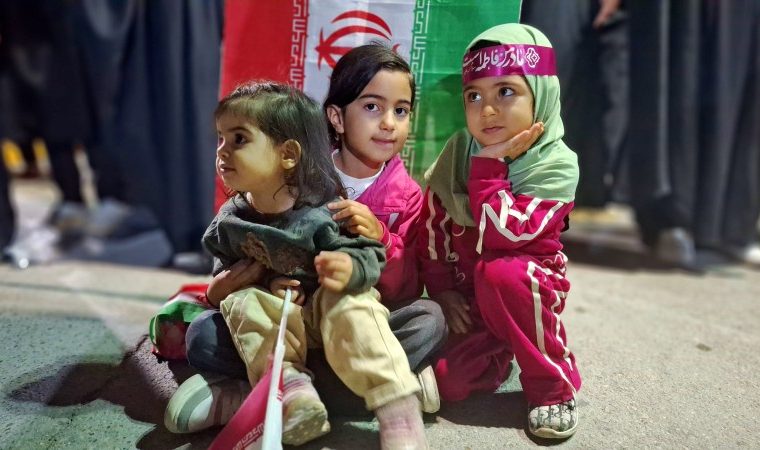 بام نفت ایران همچنان در مدار حماسه
