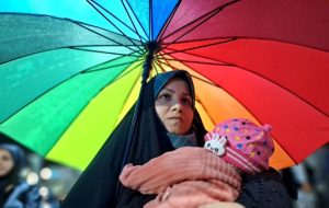 حرارت قیام گچسارانی‌ها در هوای بارانی+ تصاویر