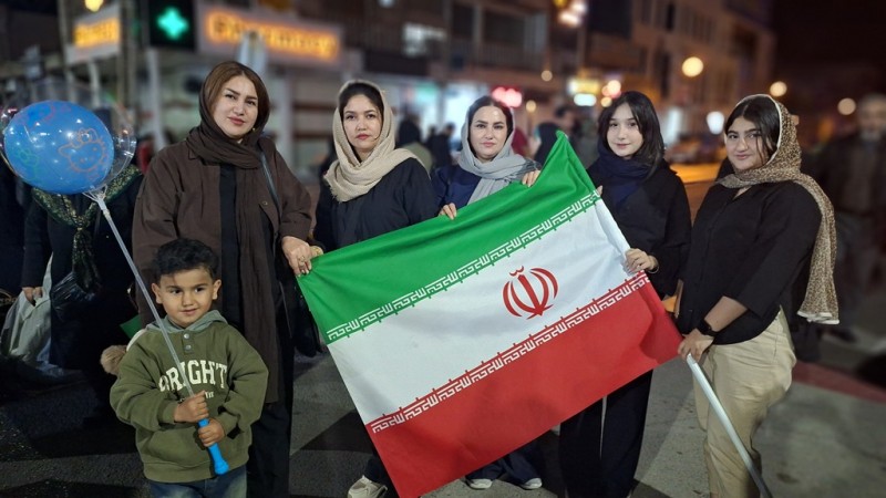 خروش شبانه گچسارانی ها در شب سی‌ودوم+ تصاویر