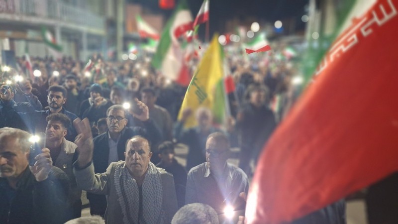 پدافند گچسارانی‌ها در کف خیابان به شب سی‌و‌دوم رسید