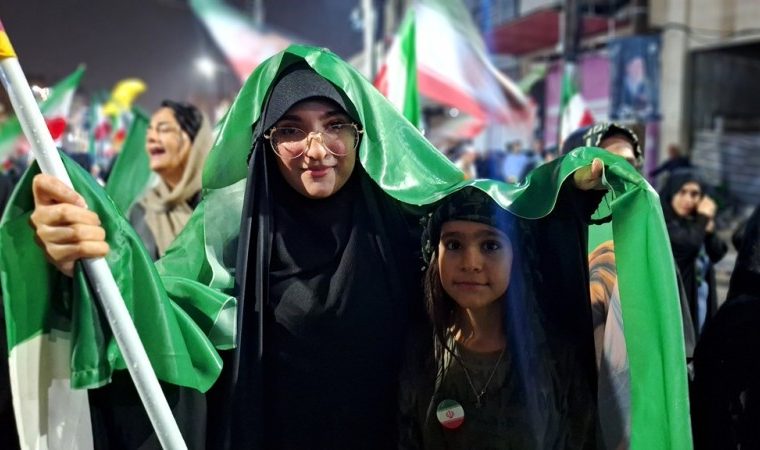 پنجاه و هشتمین شب از رزم خیابانی گچسارانی‌ها