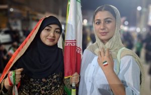 گچساران در شب میلاد بانوی کرامت+ تصاویر