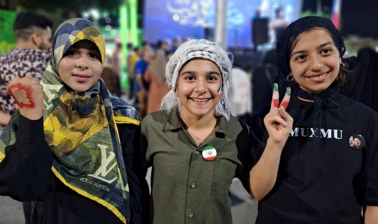 موج ۶۴ همدلی گچسارانی‌ها در میدان حماسه