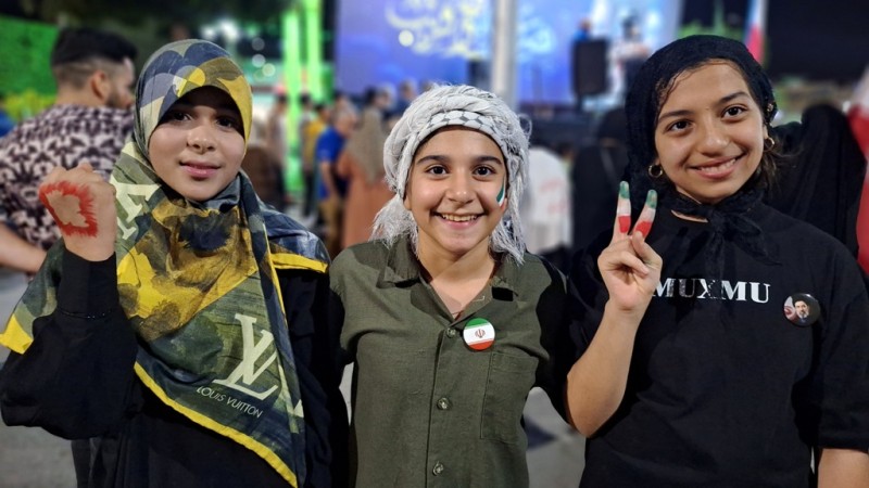 موج ۶۴ همدلی گچسارانی‌ها در میدان حماسه