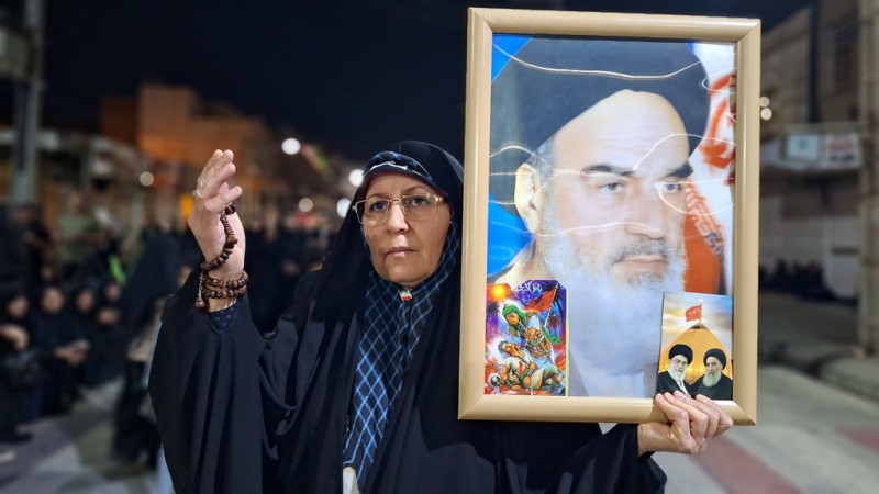 ادامه حماسه «سنگر خیابان» در بام نفت ایران+ تصاویر