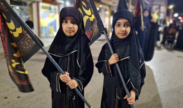 شکوه عشق حسینی در شب هشتم محرم گچساران شکوه عشق حسینی در شب هشتم محرم گچساران